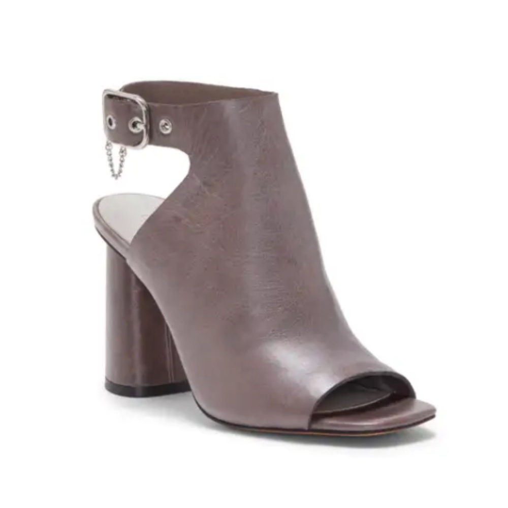 1.STATE Ilan Ankle Strap Sandal